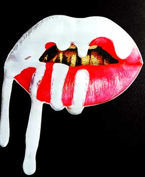 high-quality-patch-embroidery-los-angeles-la-sublimated-red-mouth-with-golden-teeth-photographic-embroidery
